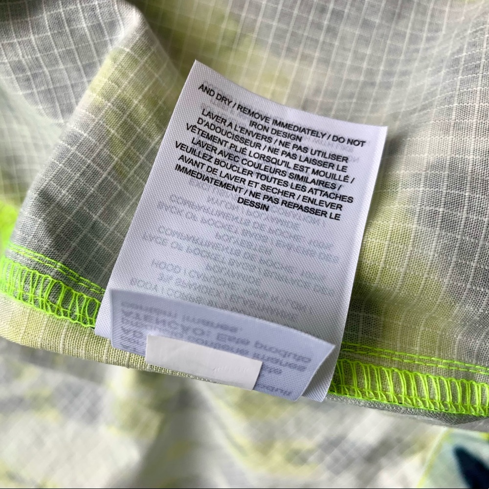 SOLD Nike Off-White Tie Dye Jacket - Picture 10 of 11